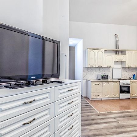Уютная Квартира С Террасой В Сердце Столицы Apartamento Taldykol Exterior foto