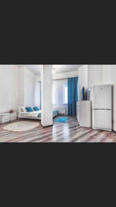 Уютная Квартира С Террасой В Сердце Столицы Apartamento Taldykol Exterior foto